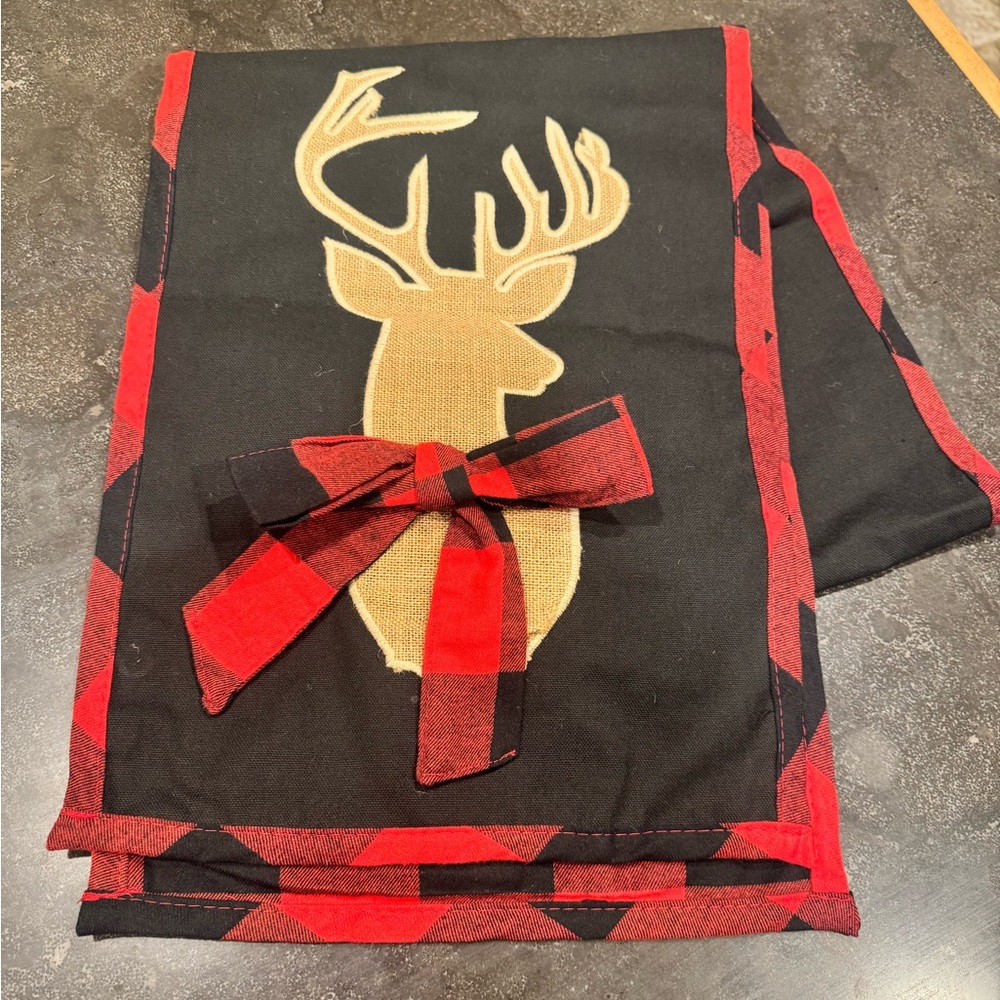Buffalo Red Plaid Reindeer Christmas Table Runner